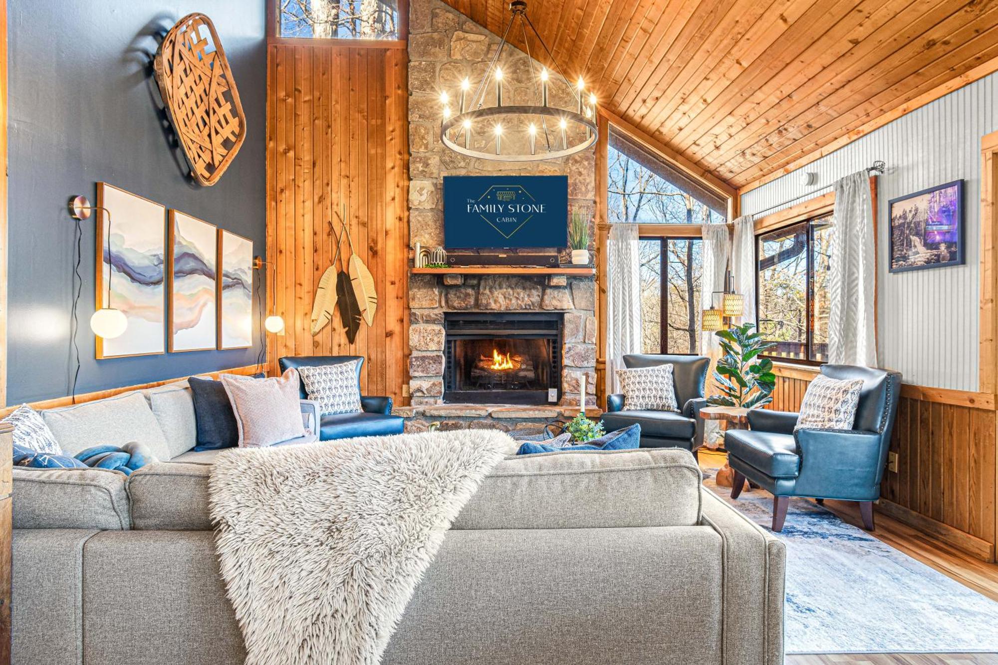 The Family Stone Luxe Cabin Sleeps 12 Hot Tub Dogfriendly Dollywood พิเจนฟอร์จ ภายนอก รูปภาพ