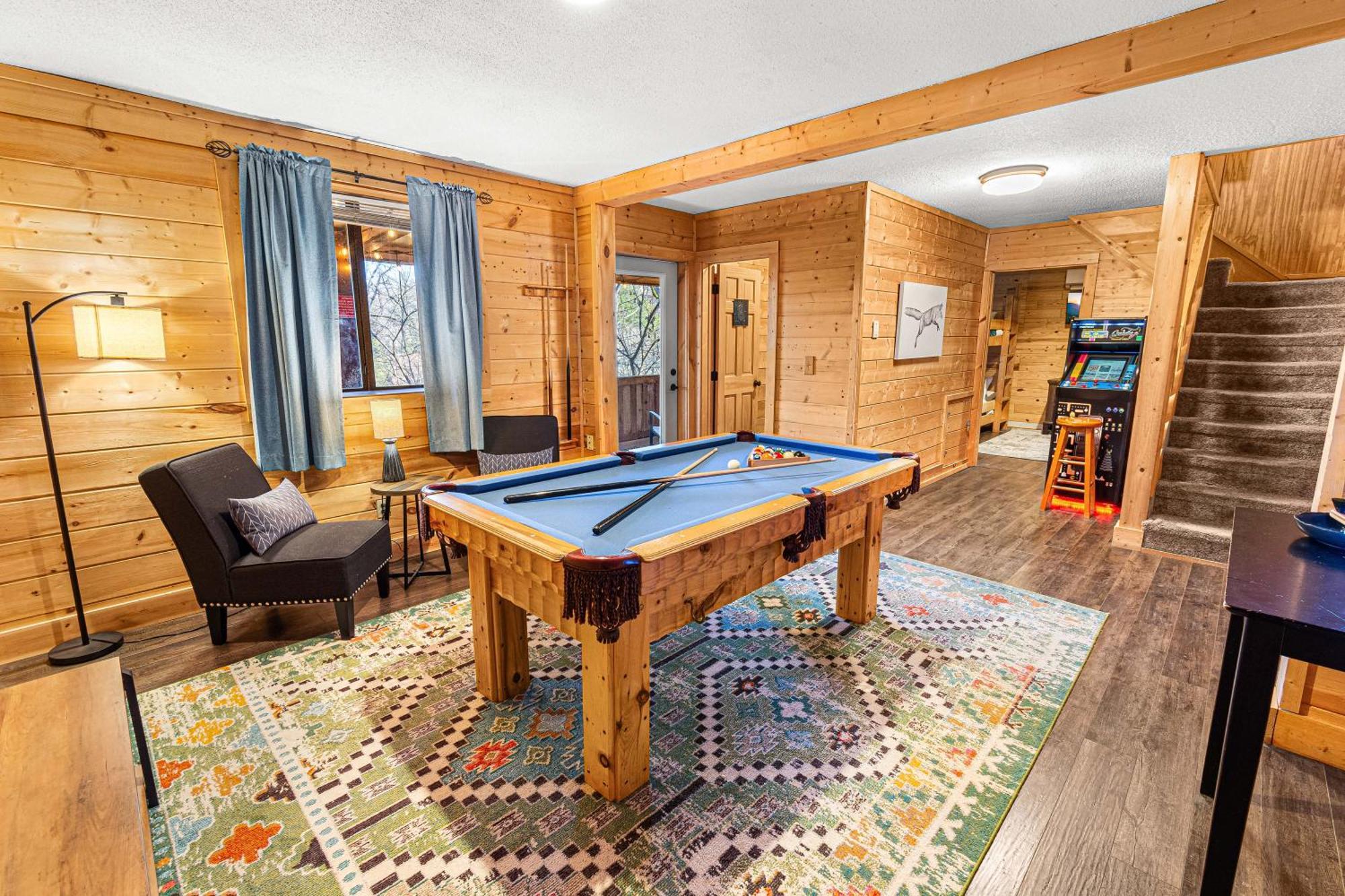 The Family Stone Luxe Cabin Sleeps 12 Hot Tub Dogfriendly Dollywood พิเจนฟอร์จ ภายนอก รูปภาพ