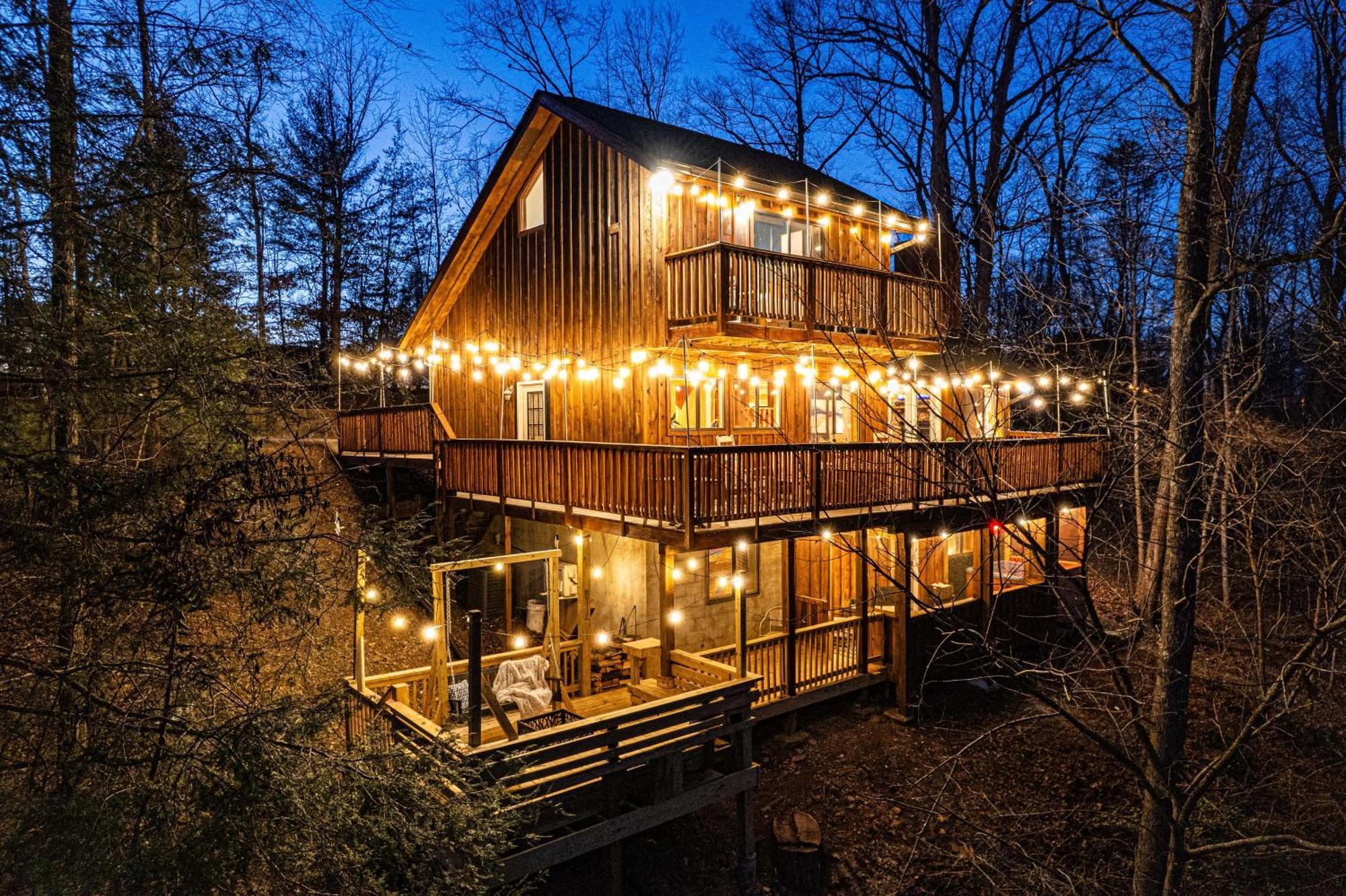 The Family Stone Luxe Cabin Sleeps 12 Hot Tub Dogfriendly Dollywood พิเจนฟอร์จ ภายนอก รูปภาพ